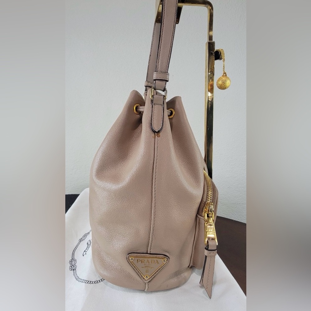 PRADA Duet beige Calfskin Embossed Bucket Bag - Picture 2 of 7